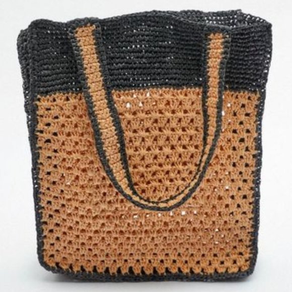 Zara Handbags - ZARA CONTRAST WOVEN TOTE BAG